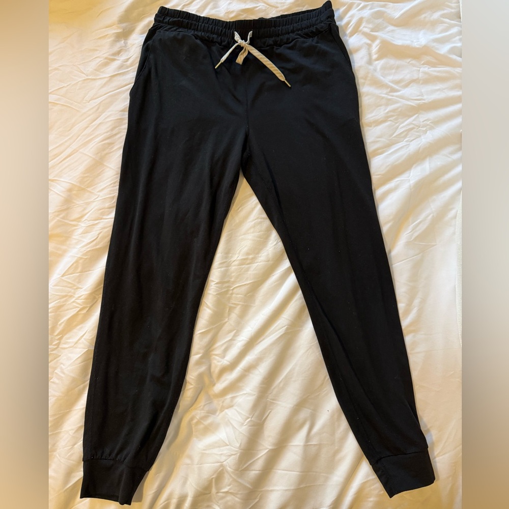 Vuori Performance Joggers Black